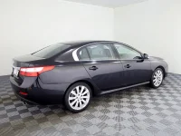 Renault Latitude 2.0 127kW thumbnail