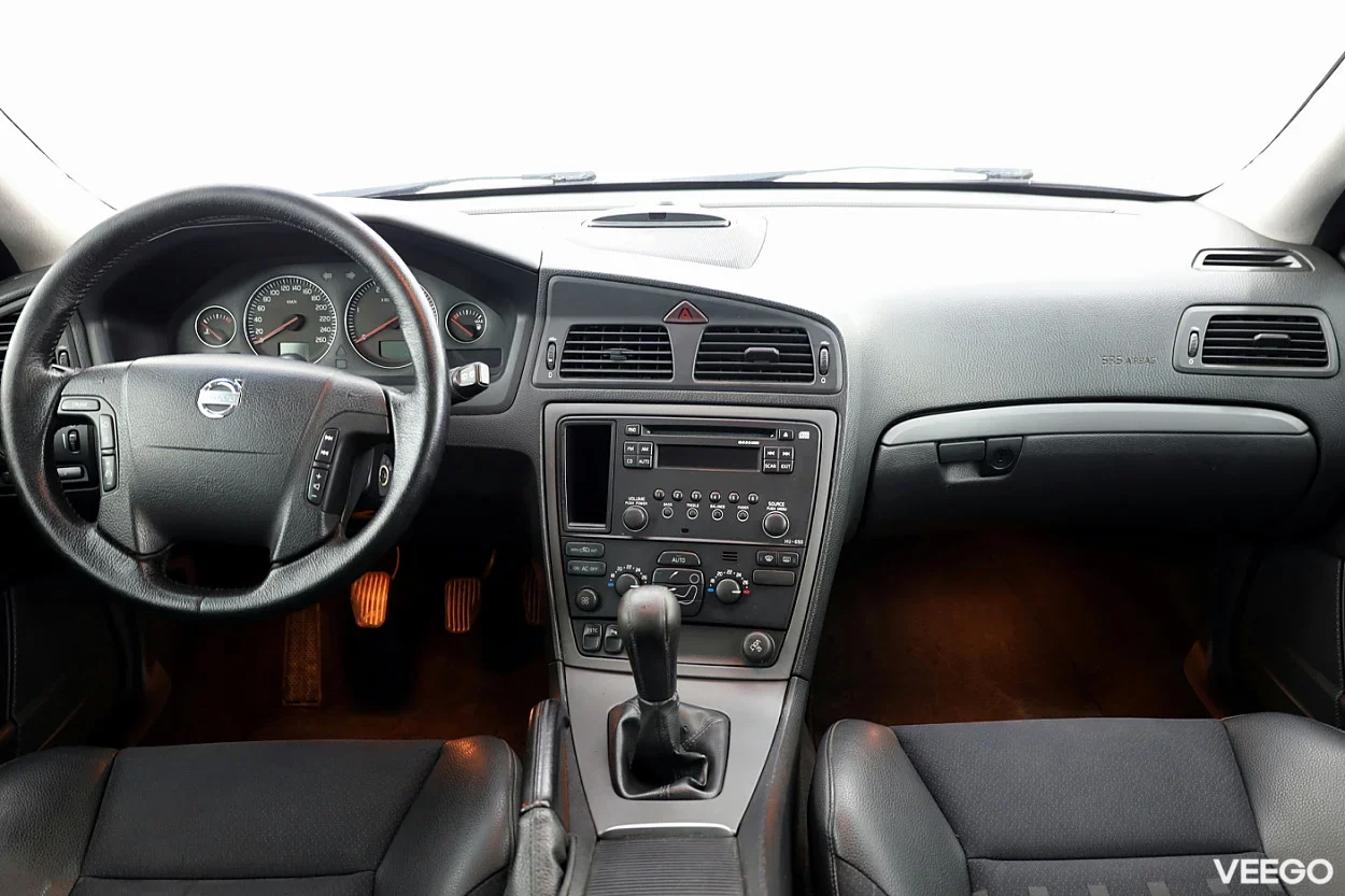 Volvo V70 2.4 121kW