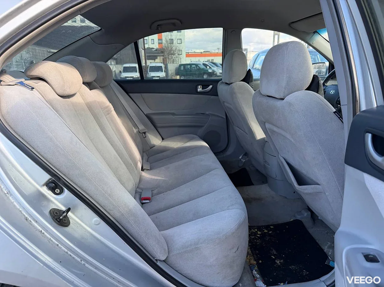 Hyundai Sonata 2.4 119kW