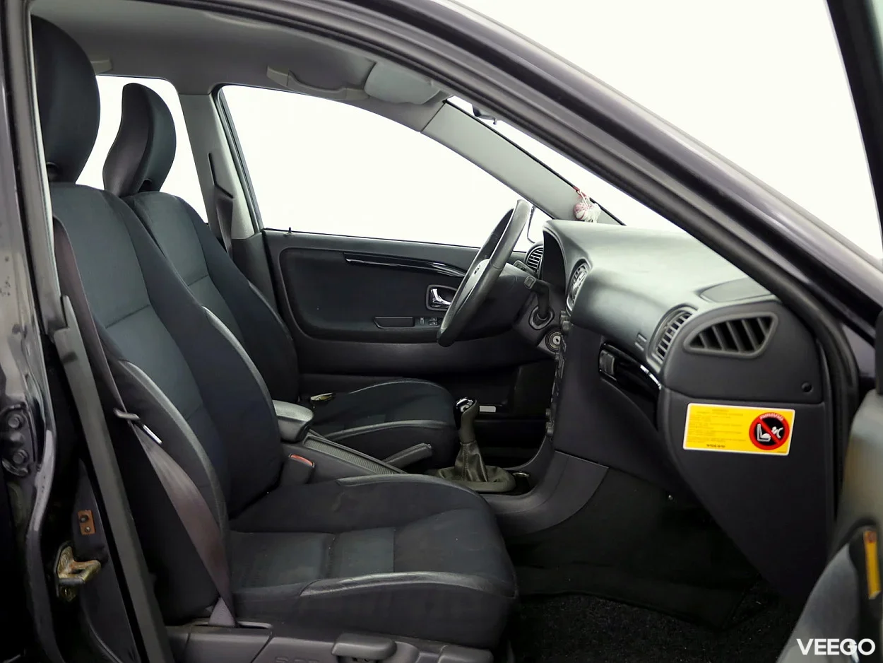 Volvo V40 1.9 121kW