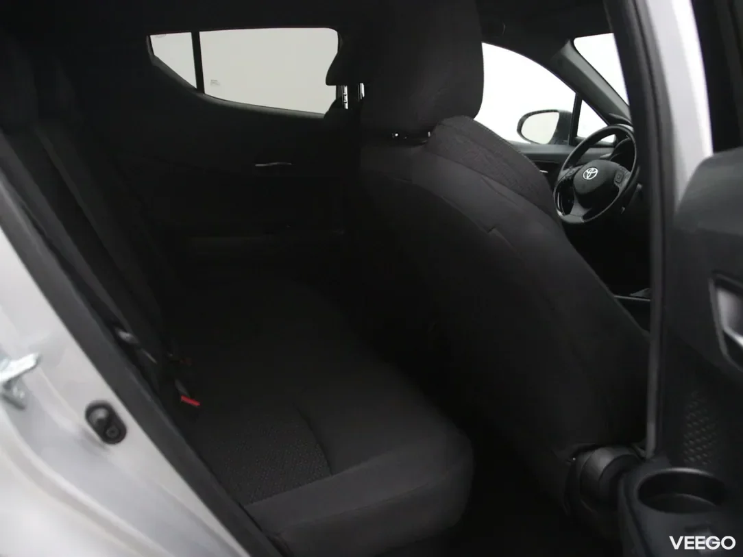 Toyota C-HR 1.8 90kW
