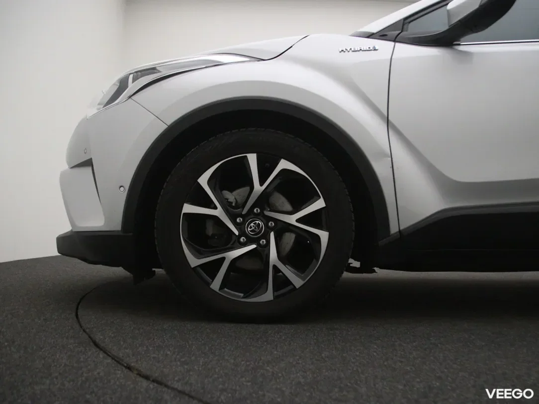 Toyota C-HR 1.8 90kW