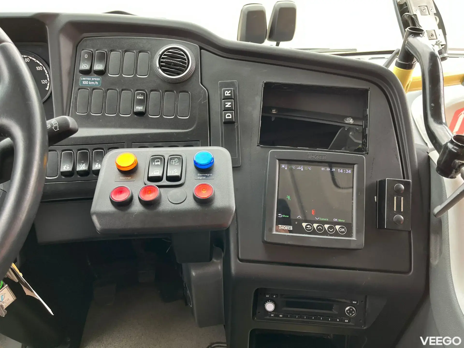 Scania K 320 48 SEATS / AC / AUXILIARY HEATING / RETARDER 235kW