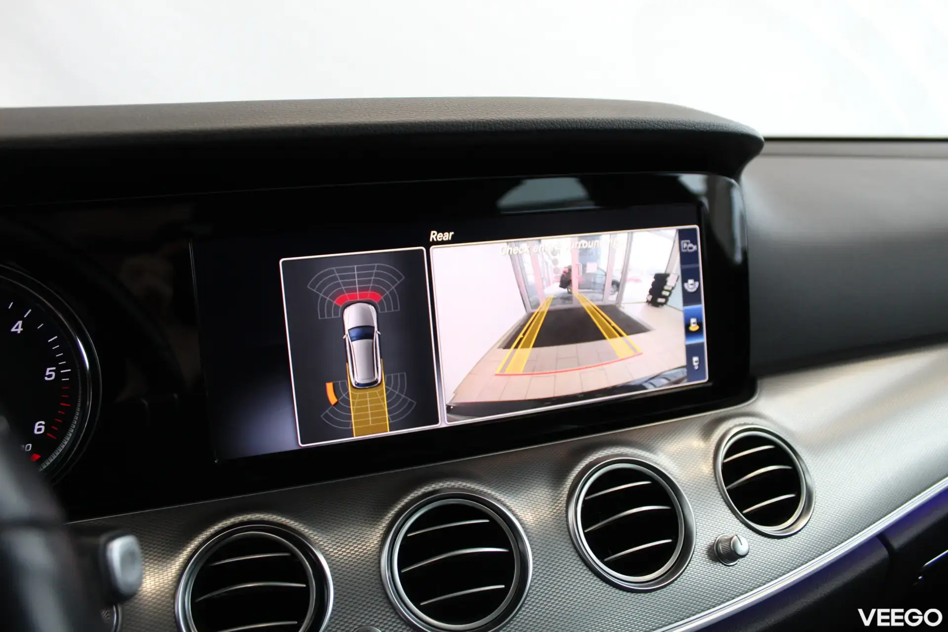 Mercedes-Benz E220 4Matic Avantgarde 2 143kW