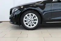 Mercedes-Benz E220 4Matic Avantgarde 2 143kW thumbnail