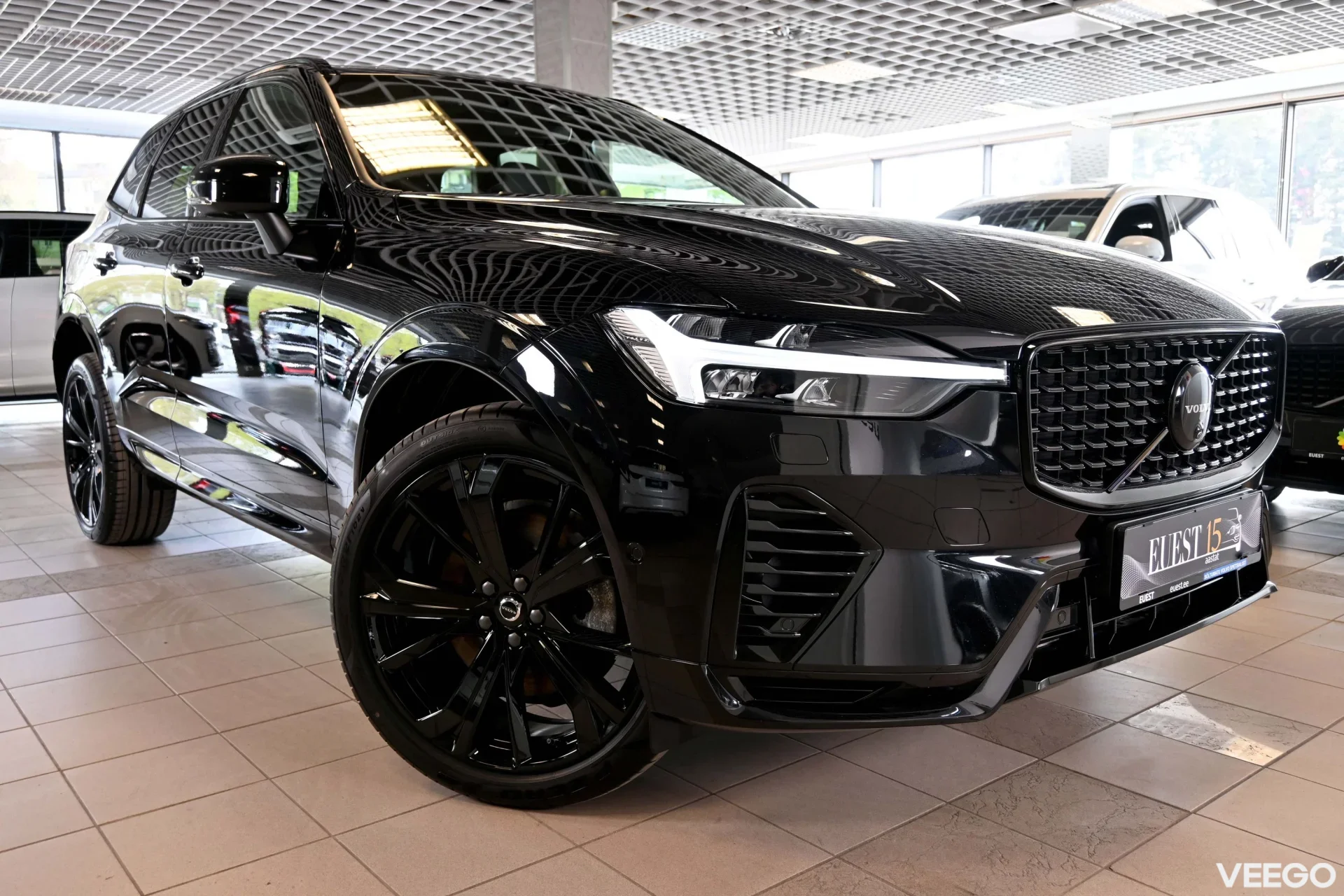 Volvo XC60 AWD 4C B&W LUXURY+ BLACK EDITION INTELLI PRO 2 293kW