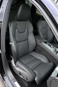 Volvo XC60 AWD 4C B&W LUXURY+ BLACK EDITION INTELLI PRO 2 293kW thumbnail