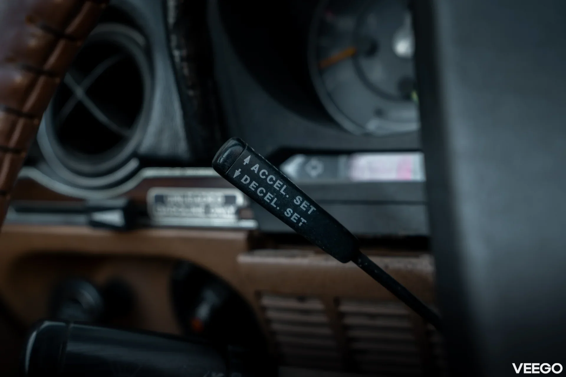 Mercedes-Benz 380 3.8 150kW