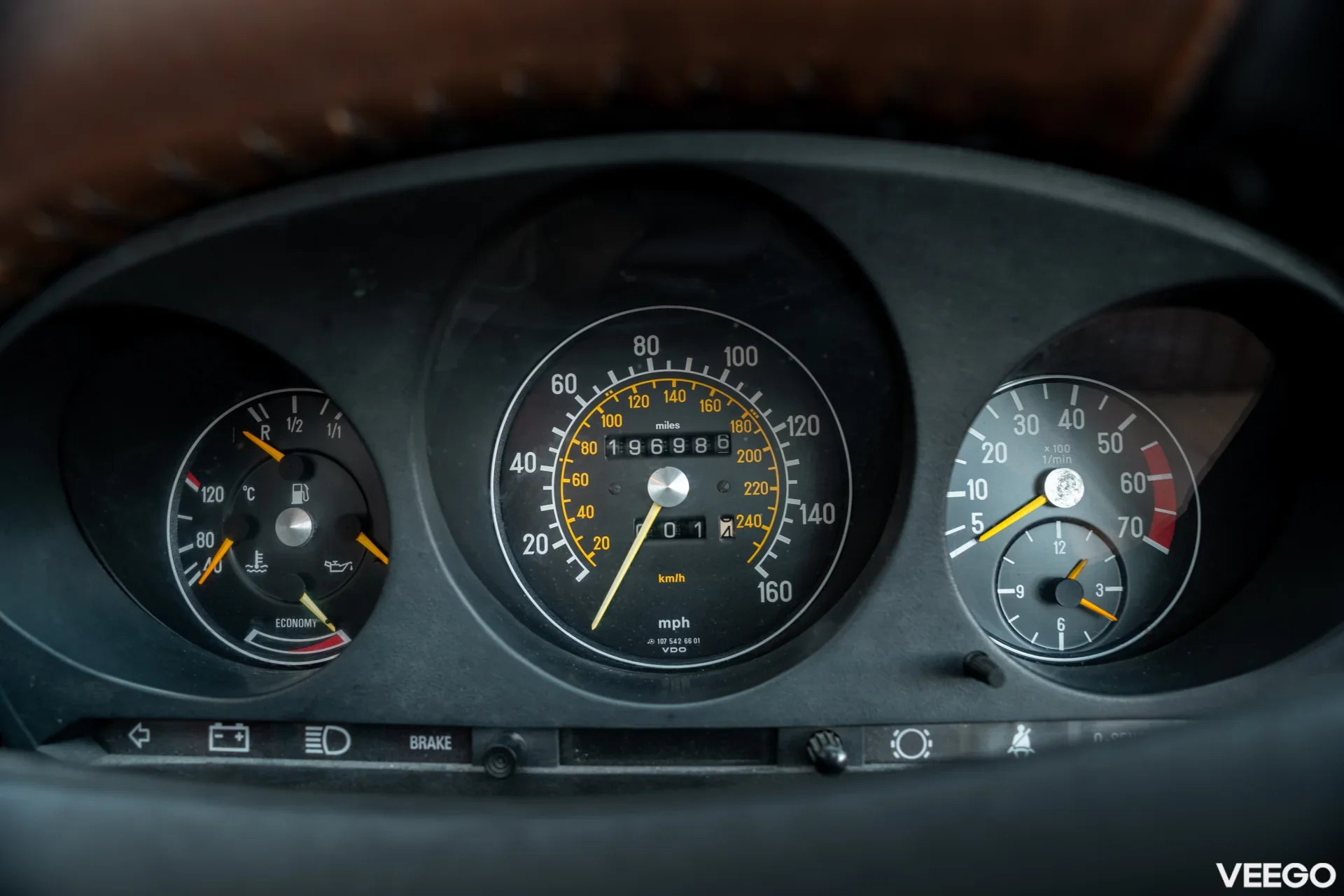 Mercedes-Benz 380 3.8 150kW