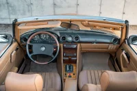 Mercedes-Benz 380 3.8 150kW thumbnail