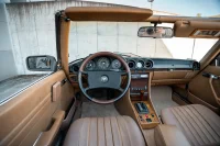Mercedes-Benz 380 3.8 150kW thumbnail