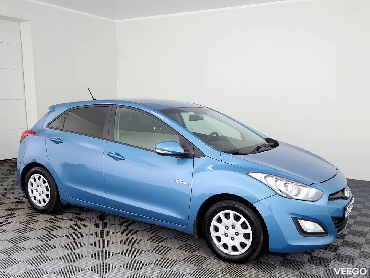 Hyundai i30 1.6 99kW