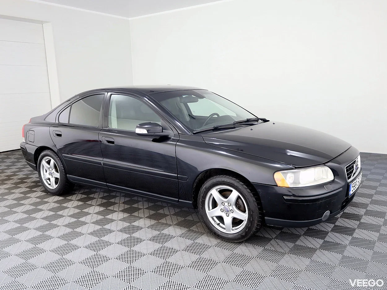 Volvo S60 2.4 104kW