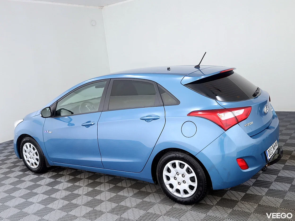 Hyundai i30 1.6 99kW