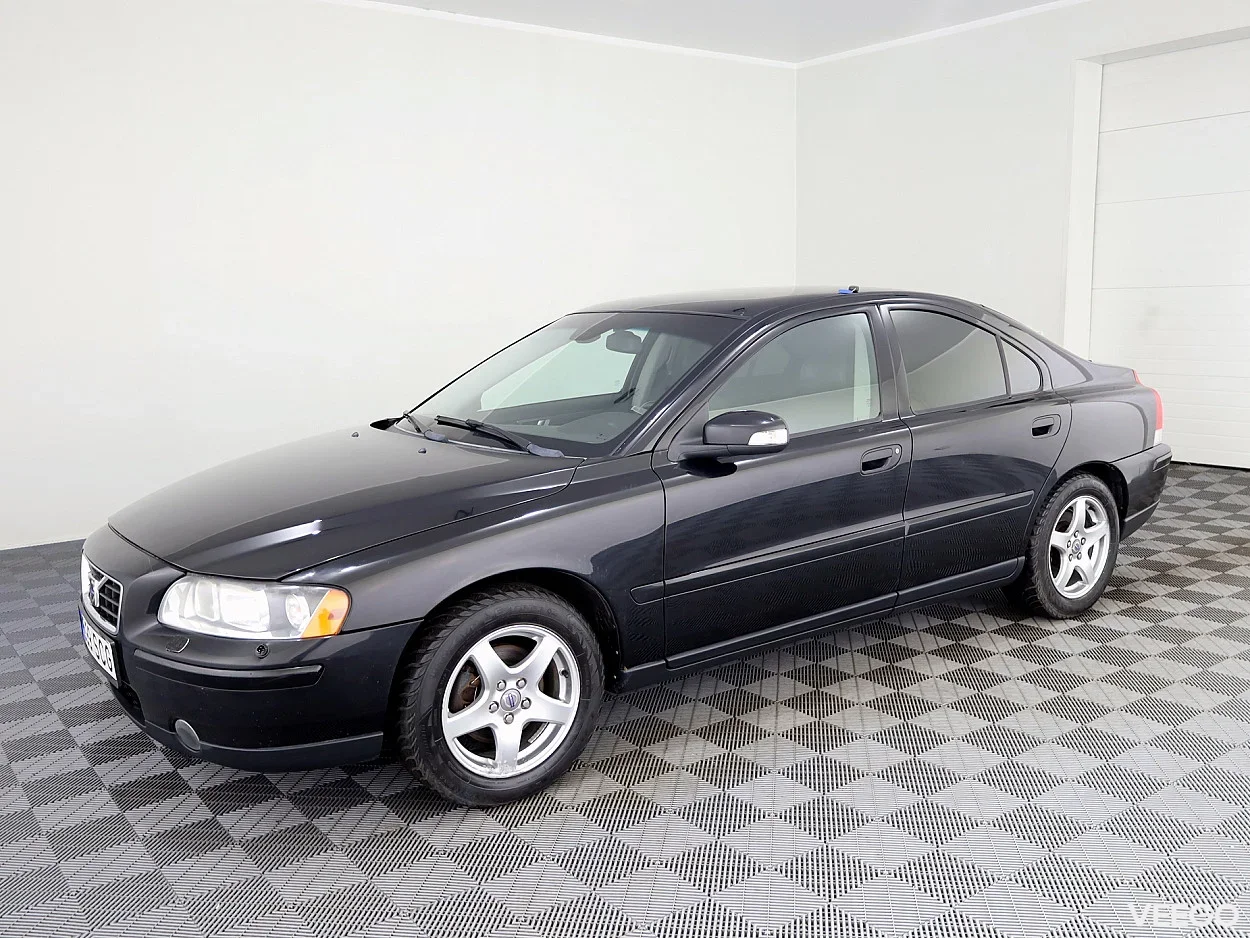 Volvo S60 2.4 104kW