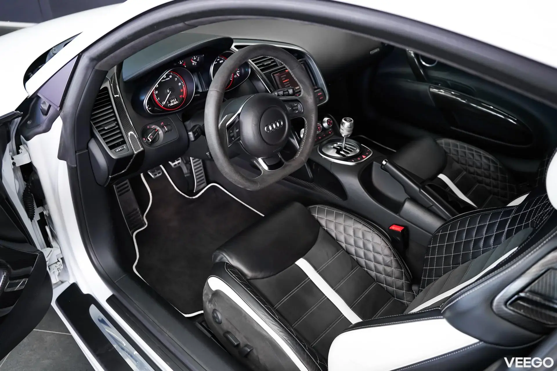 Audi R8 5.2 386kW