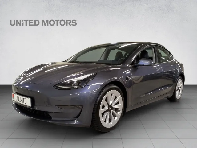 Image of Tesla Model 3 Long Range Dual Motor , 366kW/498 PS