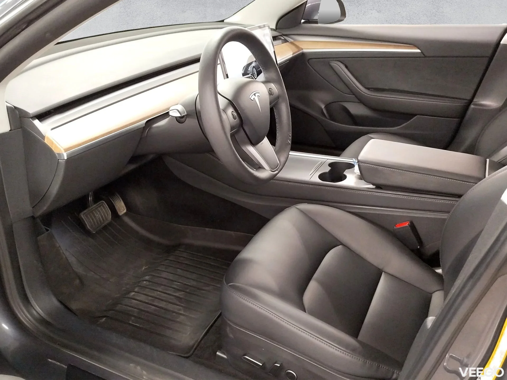 Tesla Model 3 Long Range Dual Motor , 366kW/498 PS