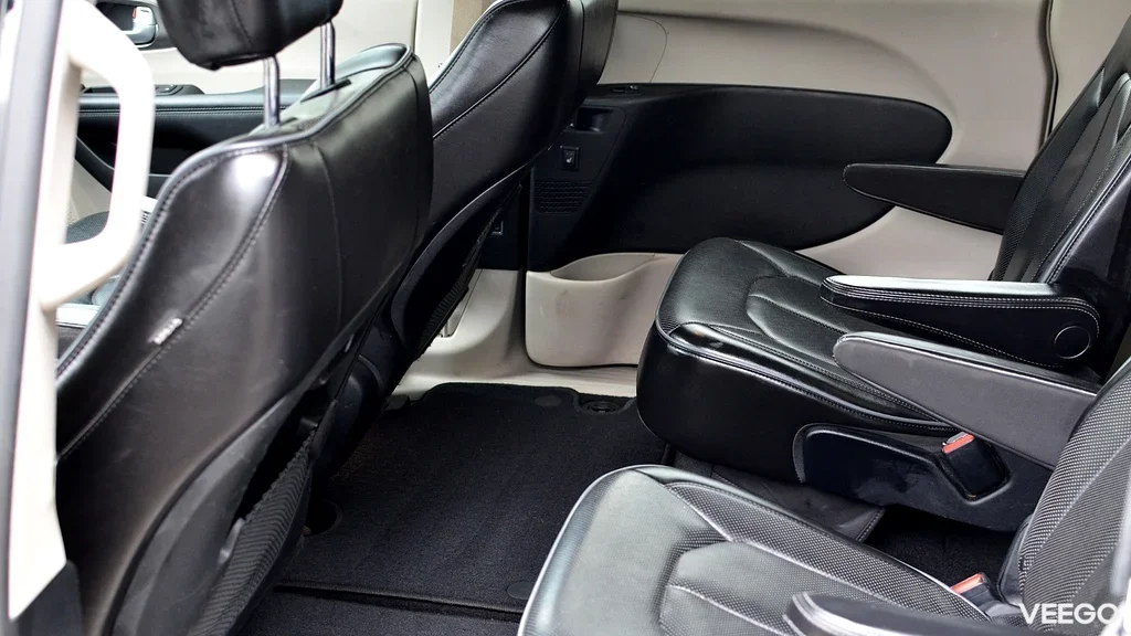 Chrysler Pacifica LIMITED 3.6 214kW