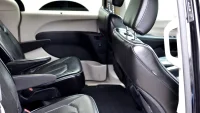 Chrysler Pacifica LIMITED 3.6 214kW thumbnail