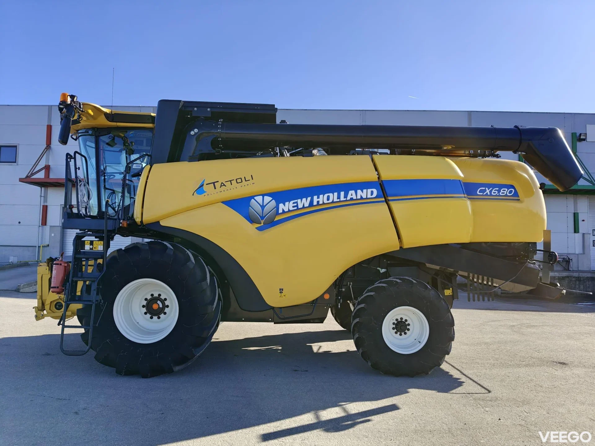 New Holland CX 200kW