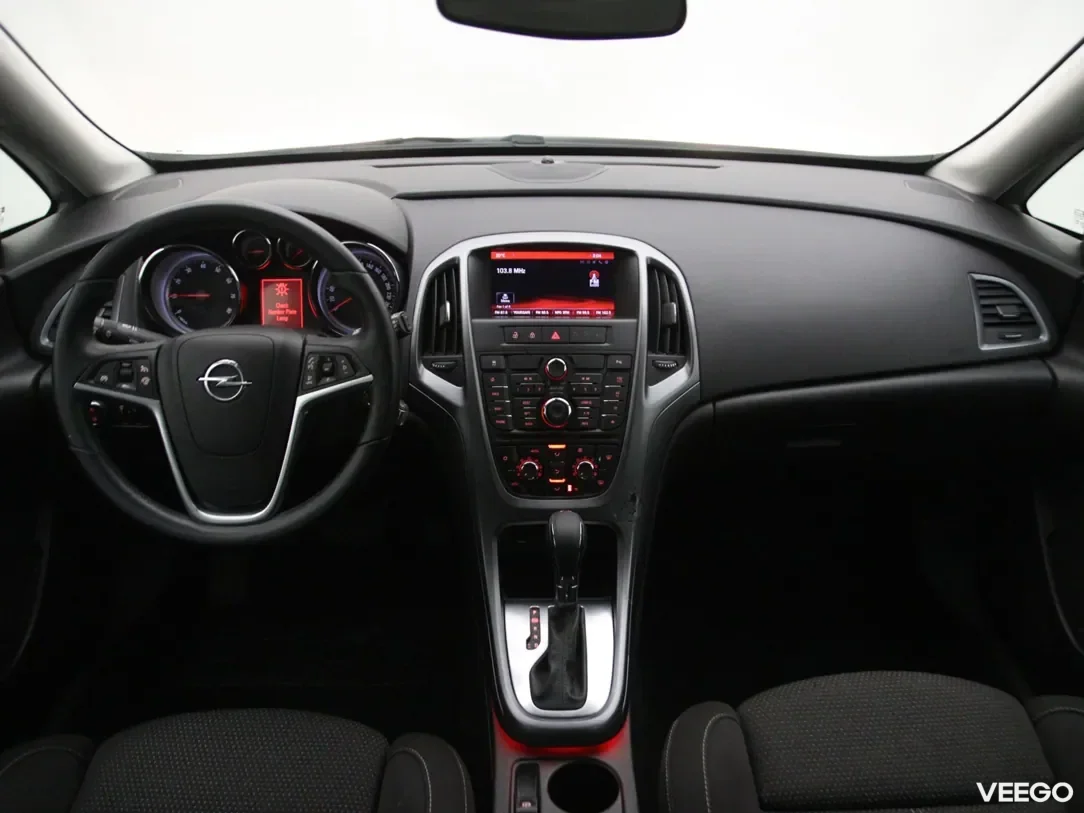 Opel Astra 1.4 103kW