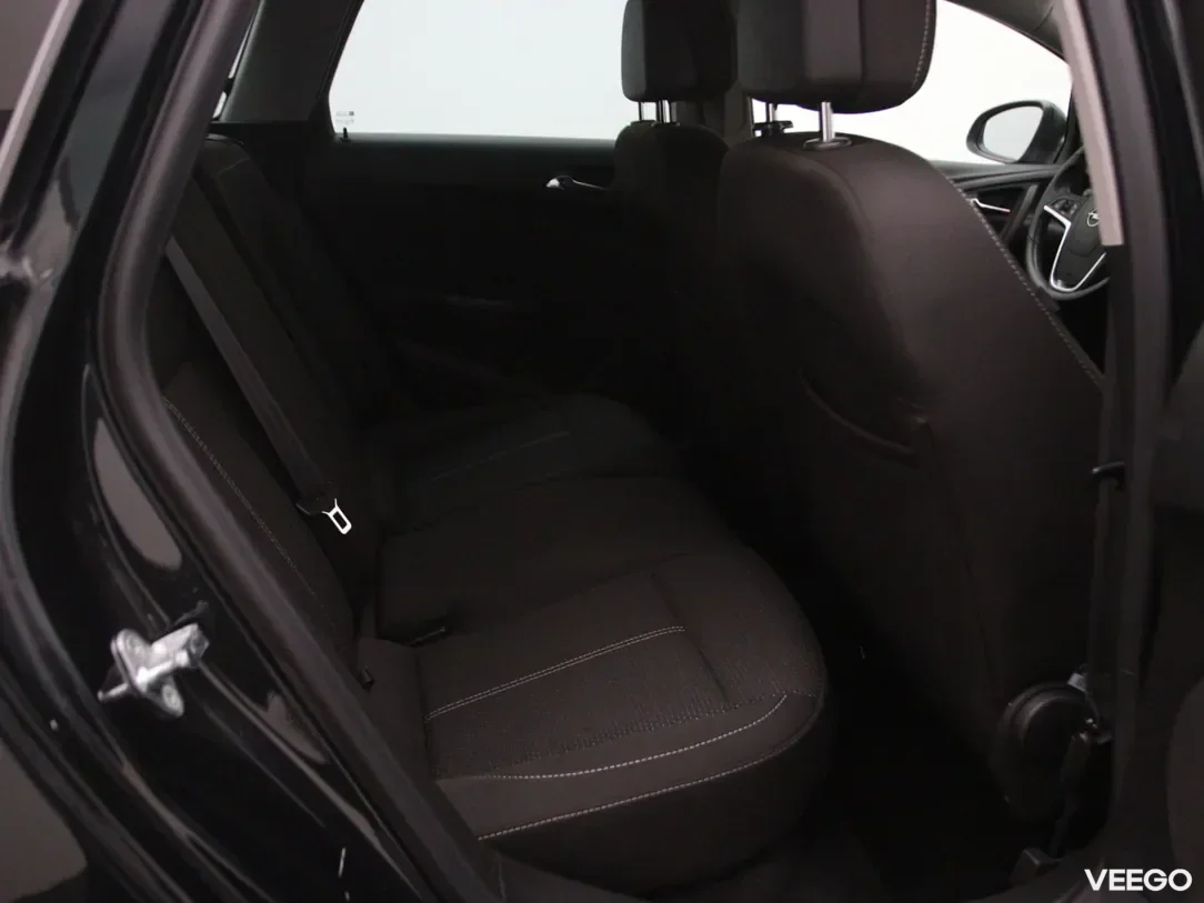 Opel Astra 1.4 103kW