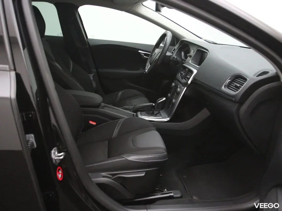Volvo V40 2 140kW