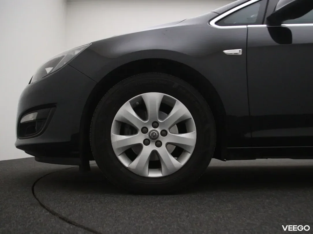 Opel Astra 1.4 103kW