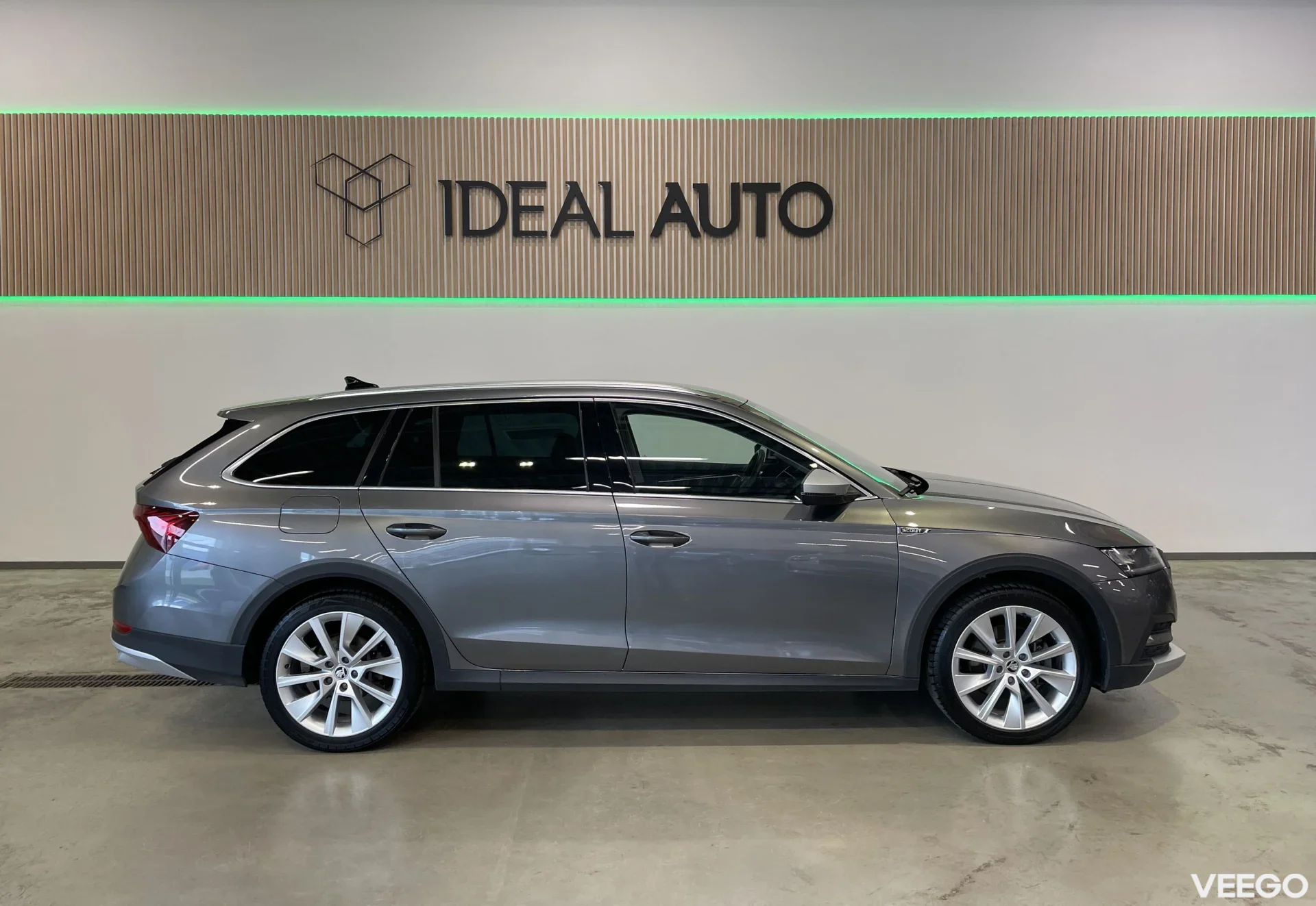 Skoda Octavia Scout 4x4 2 140kW