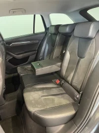 Skoda Octavia Scout 4x4 2 140kW thumbnail