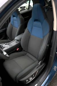 Lynk & Co 01 MORE/RECHARGE/INFINITY/INTELLI SAFE/XENIUM/ 1.5 192kW thumbnail