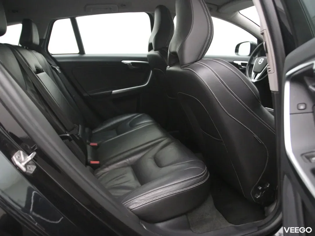 Volvo V60 2.4 208kW