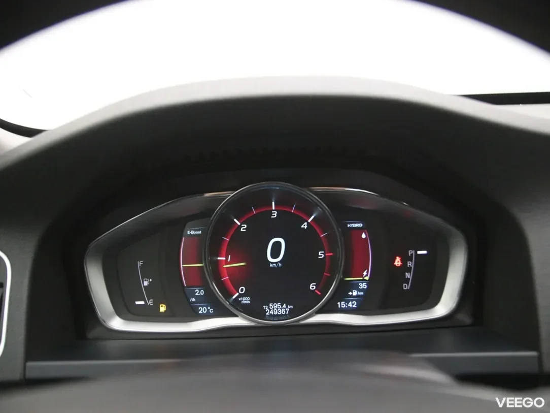 Volvo V60 2.4 208kW