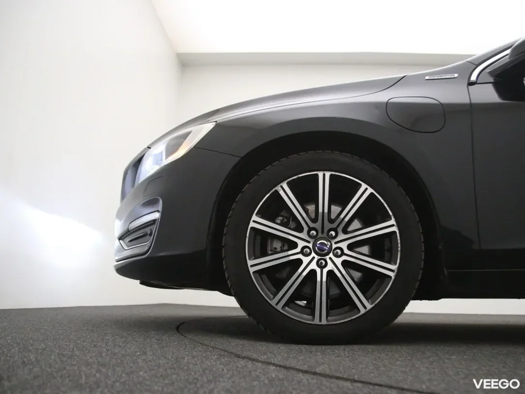 Volvo V60 2.4 208kW