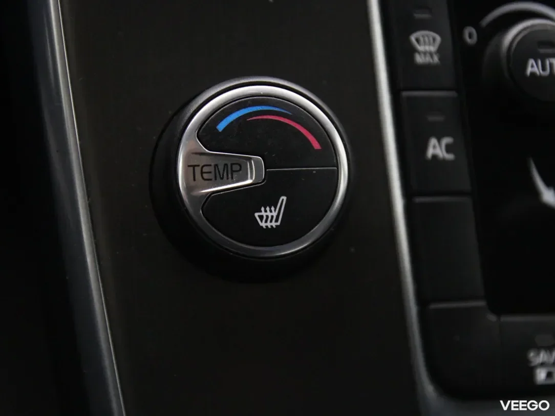 Volvo V60 2.4 208kW