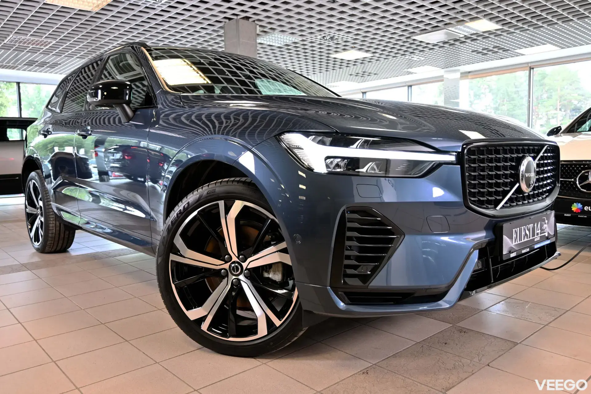 Volvo XC60 AWD DARK PLUS H&K XENIUM INTELLI 2 293kW