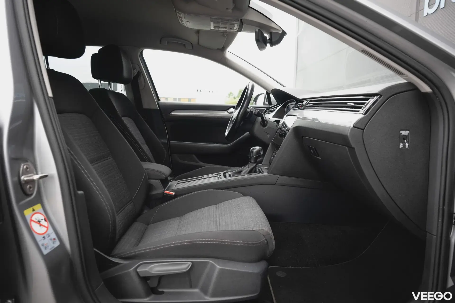 Volkswagen Passat BUSINESS DSG 2 110kW