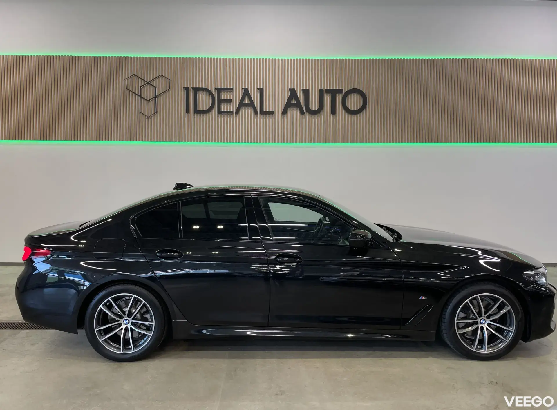 BMW 520 -i M-Sportpakett 135kW