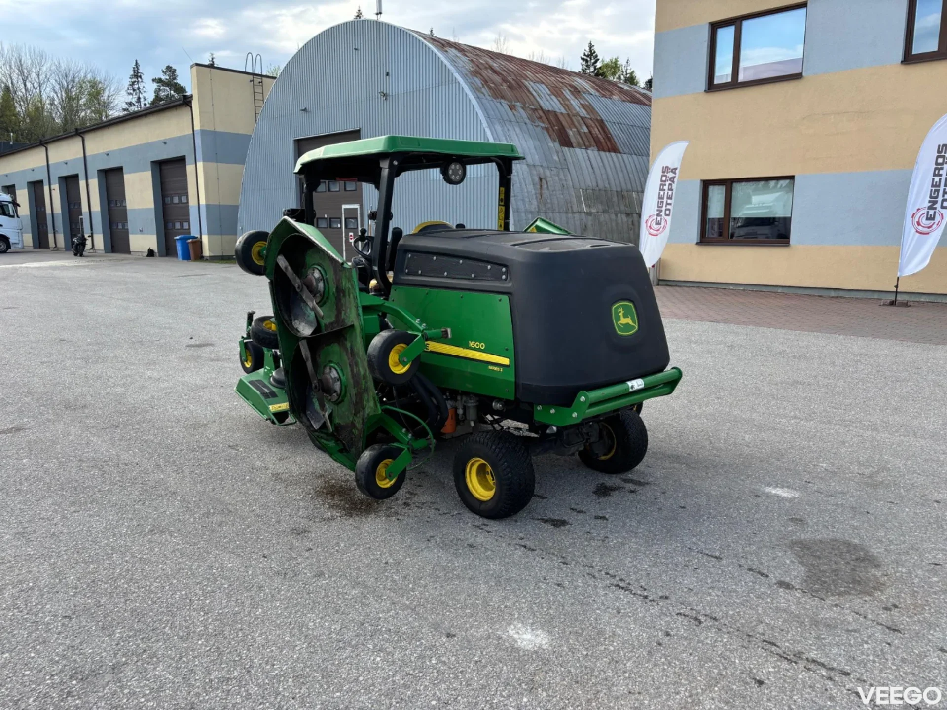 John Deere 1600 kW
