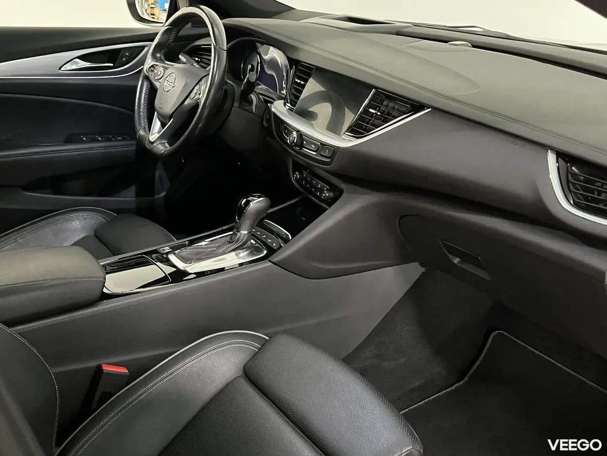Opel Insignia SPORTS TOURER GSI 4x4 2 169kW