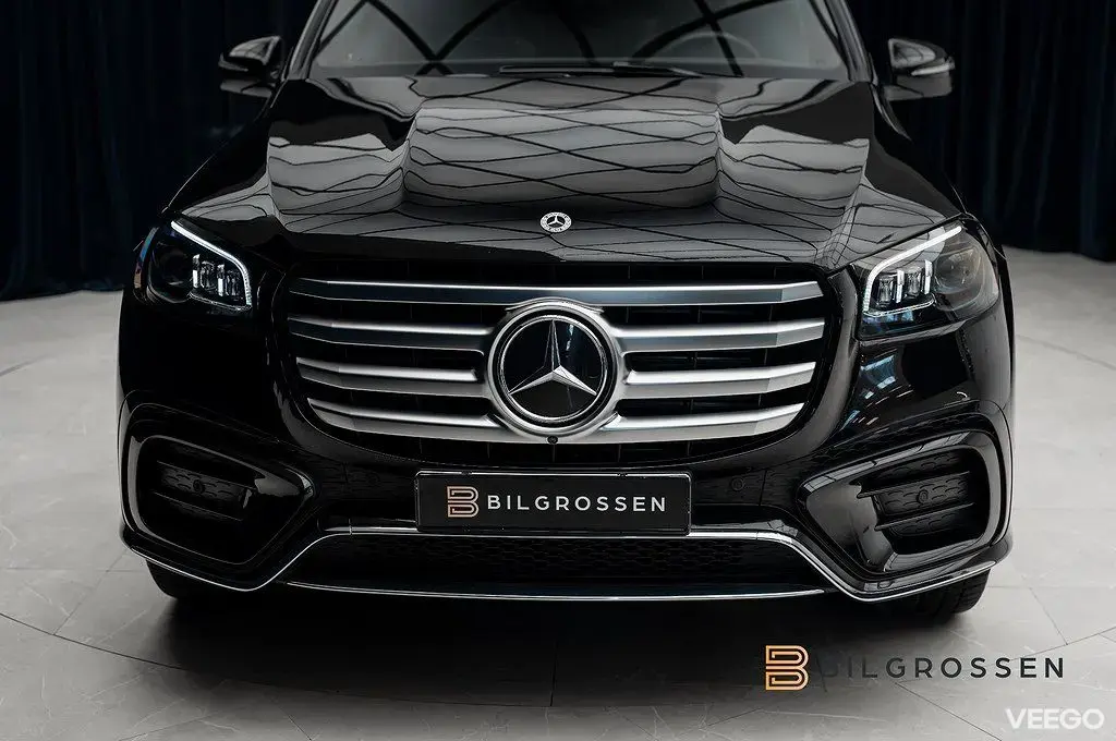 Mercedes-Benz GLS580 450 d 4MATIC AMG Massage Softclsose MOMS 270kW