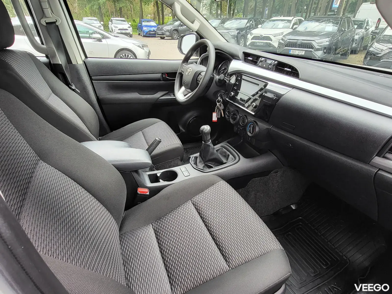 Toyota Hilux 2.4 110kW