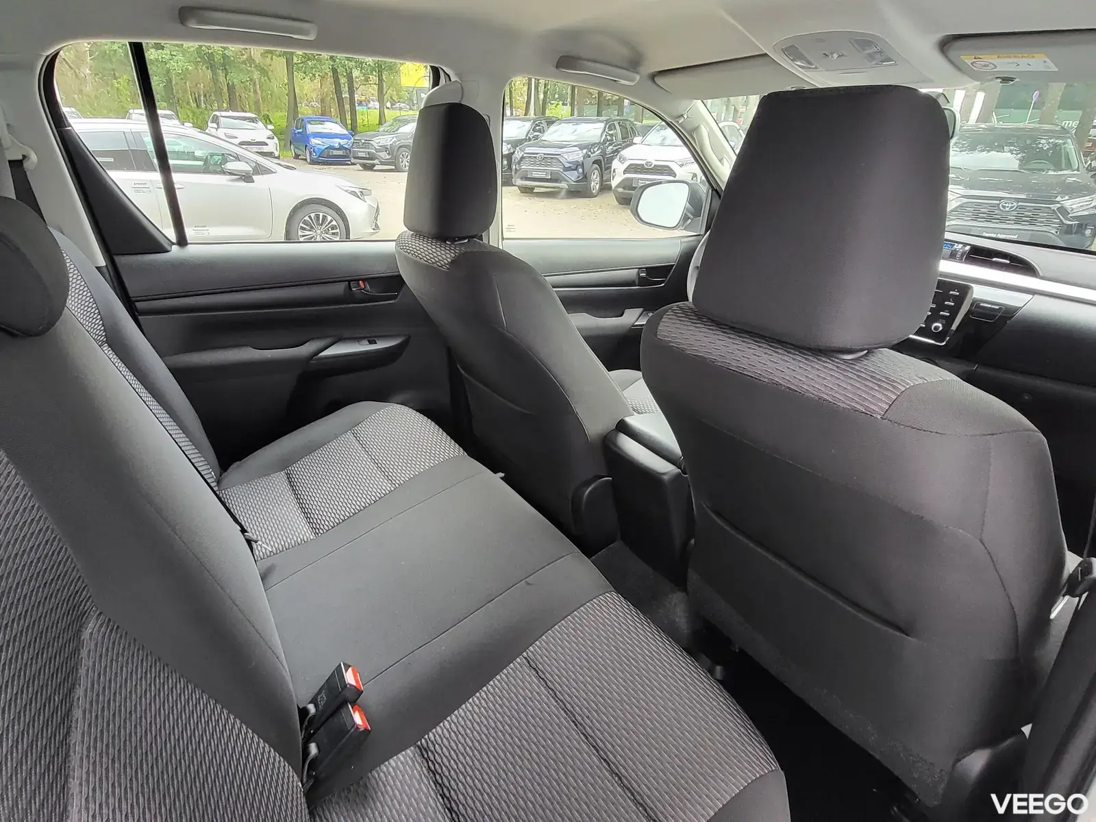 Toyota Hilux 2.4 110kW
