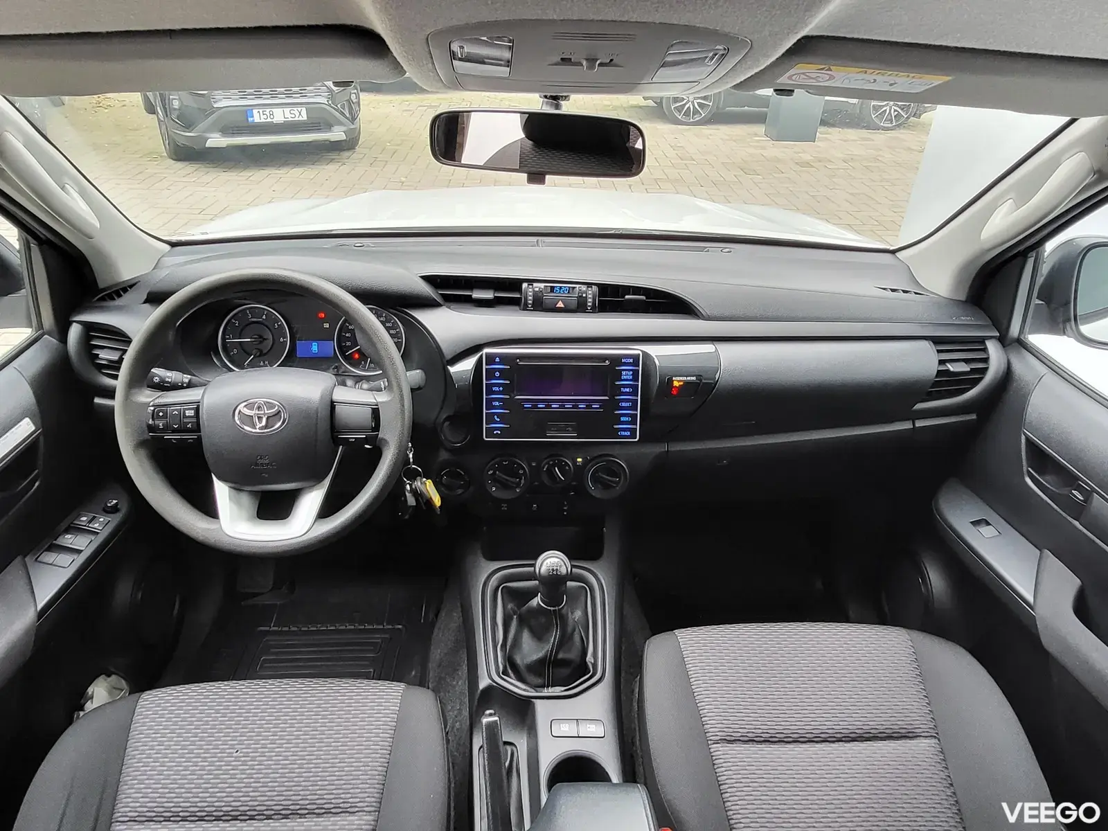Toyota Hilux 2.4 110kW