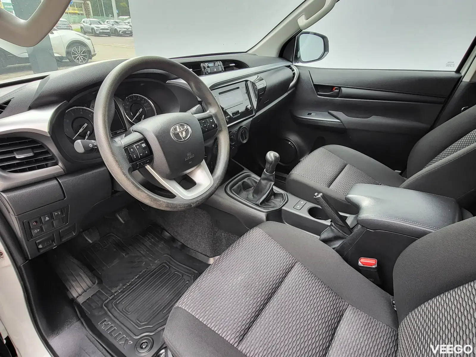 Toyota Hilux 2.4 110kW
