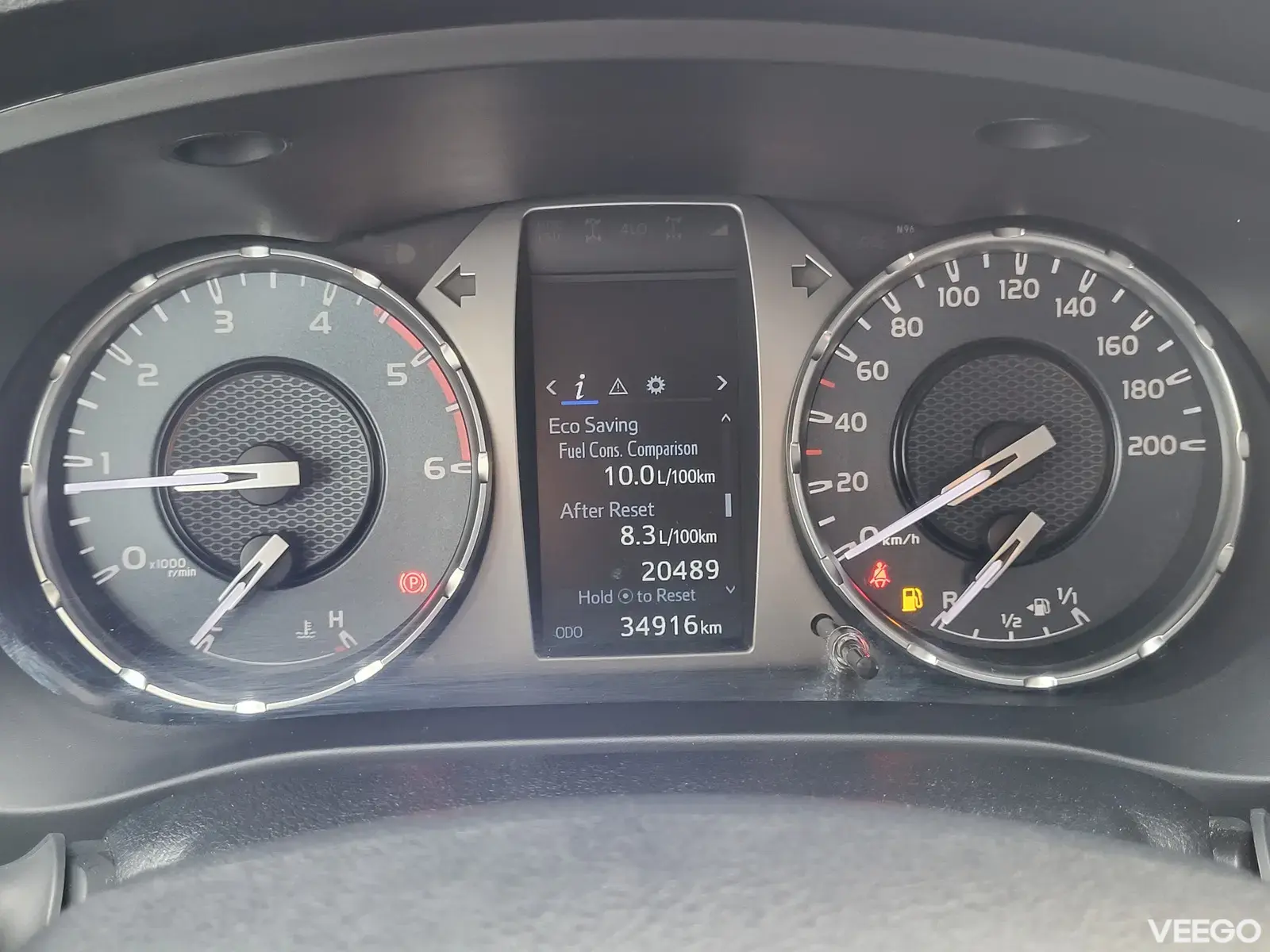 Toyota Hilux 2.4 110kW