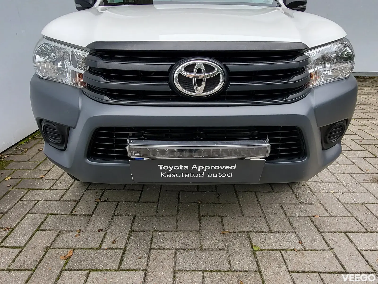 Toyota Hilux 2.4 110kW