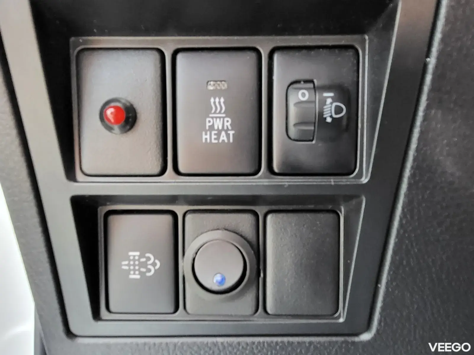 Toyota Hilux 2.4 110kW