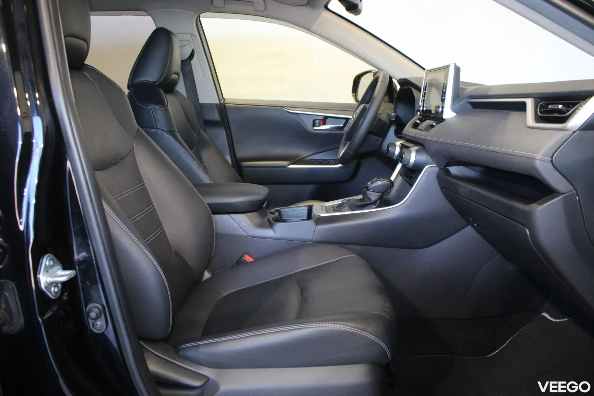Toyota RAV4 Premium AWD 2.5 131kW